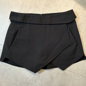 Zara Black Skorts with Minimalist Style